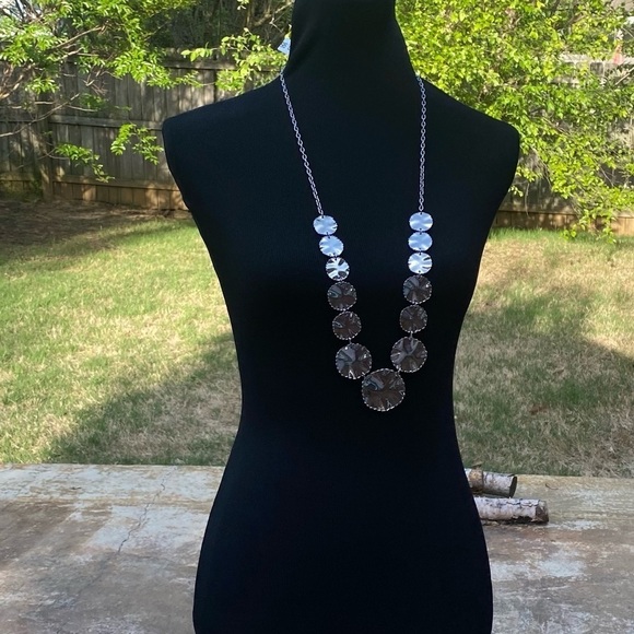 NWT BALLET HAMMERED SILVER MEDALLION NECKLACE - Picture 4 of 6